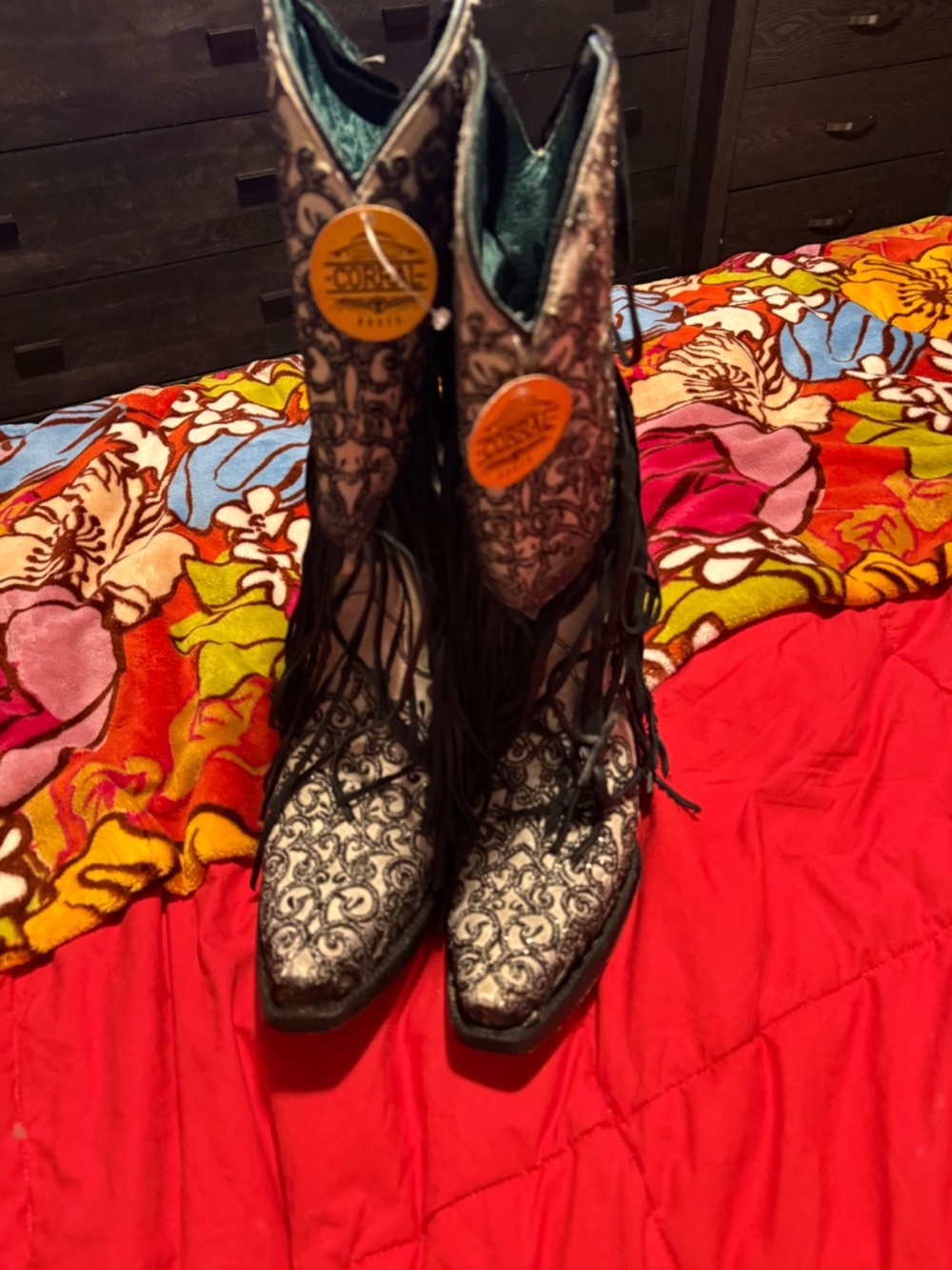 Corral woman Boots size 81/2 - Picture 2 of 4